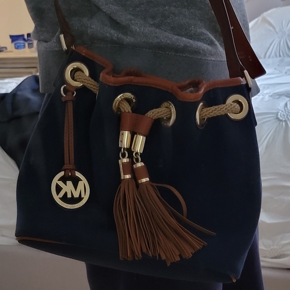 Michael Kors Midi  Marina Canvas Shoulder  Handbag Blue Crossbody 8x11 - Picture 6 of 6
